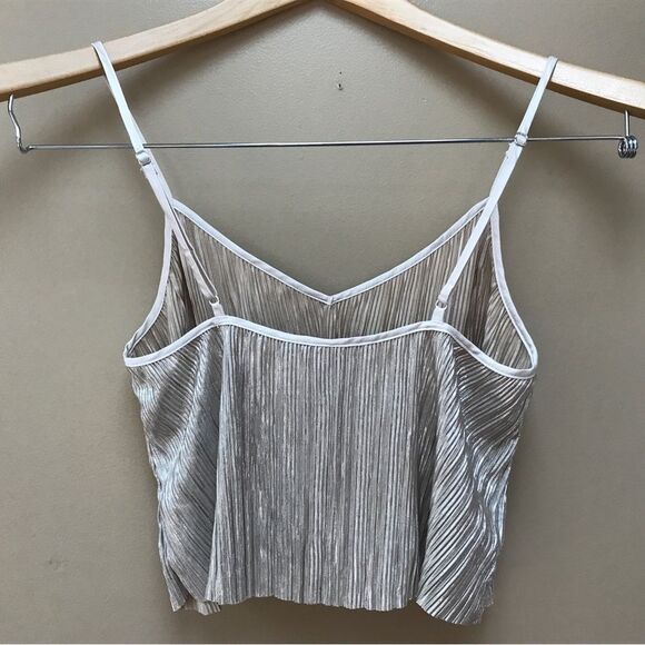 NWOT Victoria’s Secret Gold Shimmer Crop Spaghetti Strap Tank Top (XS) - Picture 7 of 8